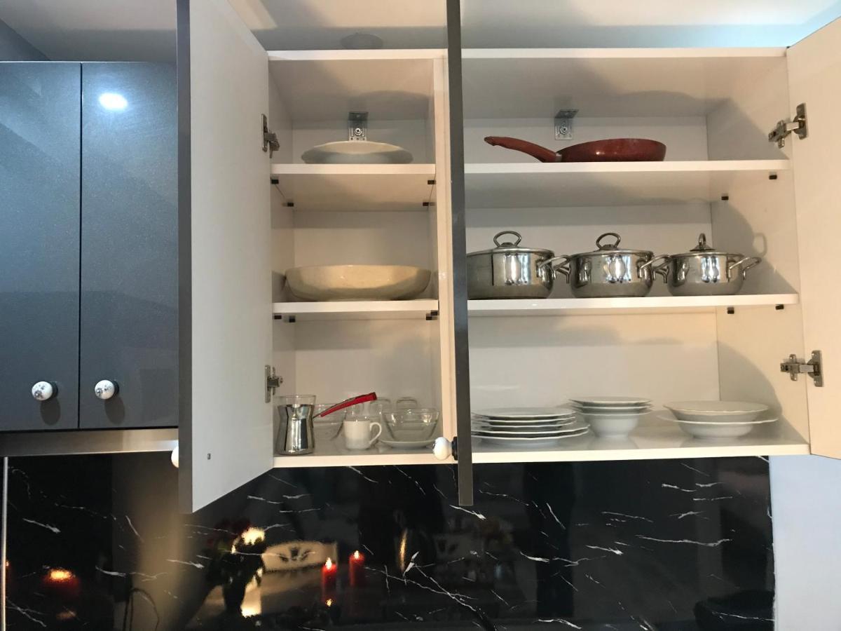 Royalstar Taksim Family Suites Стамбул Экстерьер фото